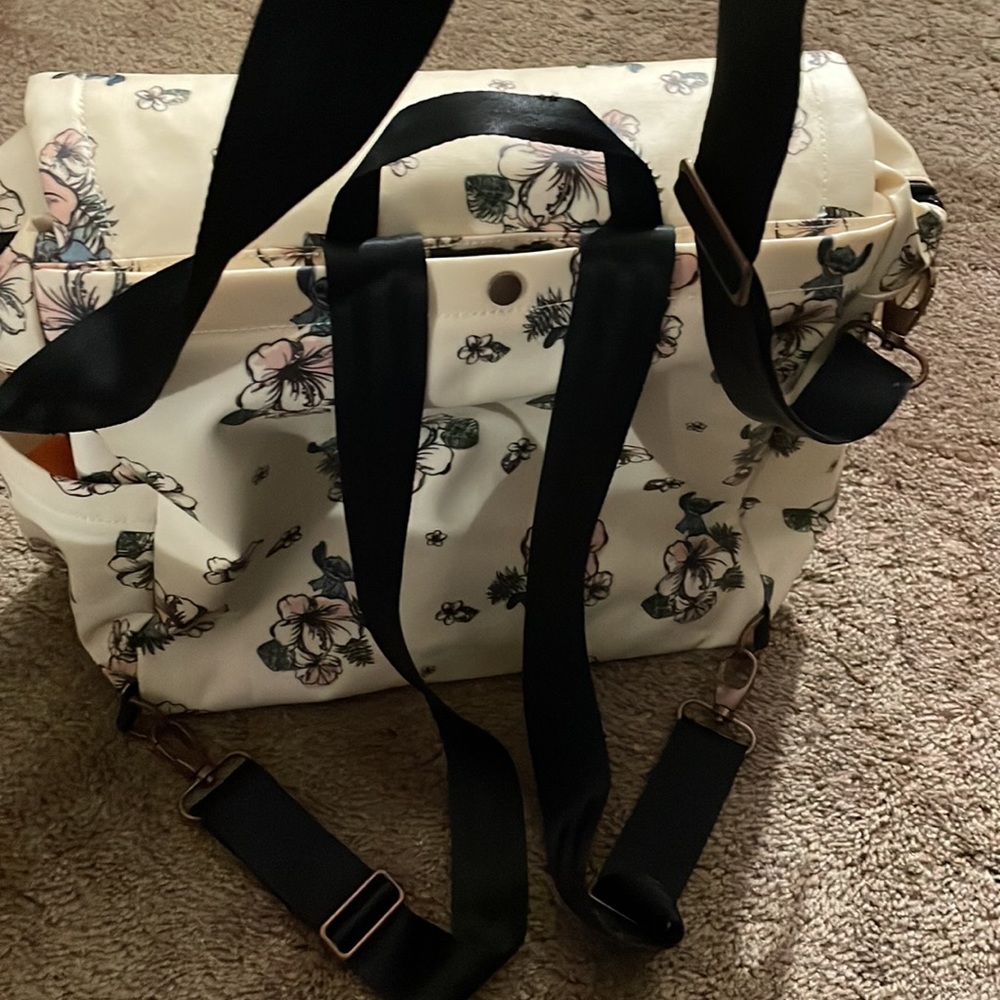 Diaper bag - Picture 6 of 6